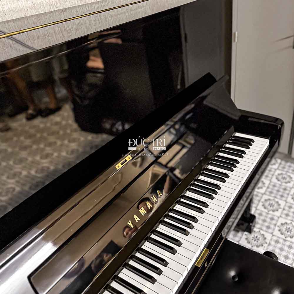 Bàn phím đàn piano Yamaha U3G mềm, dễ sử dụng