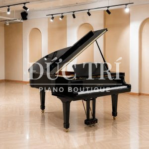 Góc nghiêng đàn piano cơ Yamaha G3D