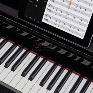 Logo và bàn phím chiếc đàn Yamaha CSP-170