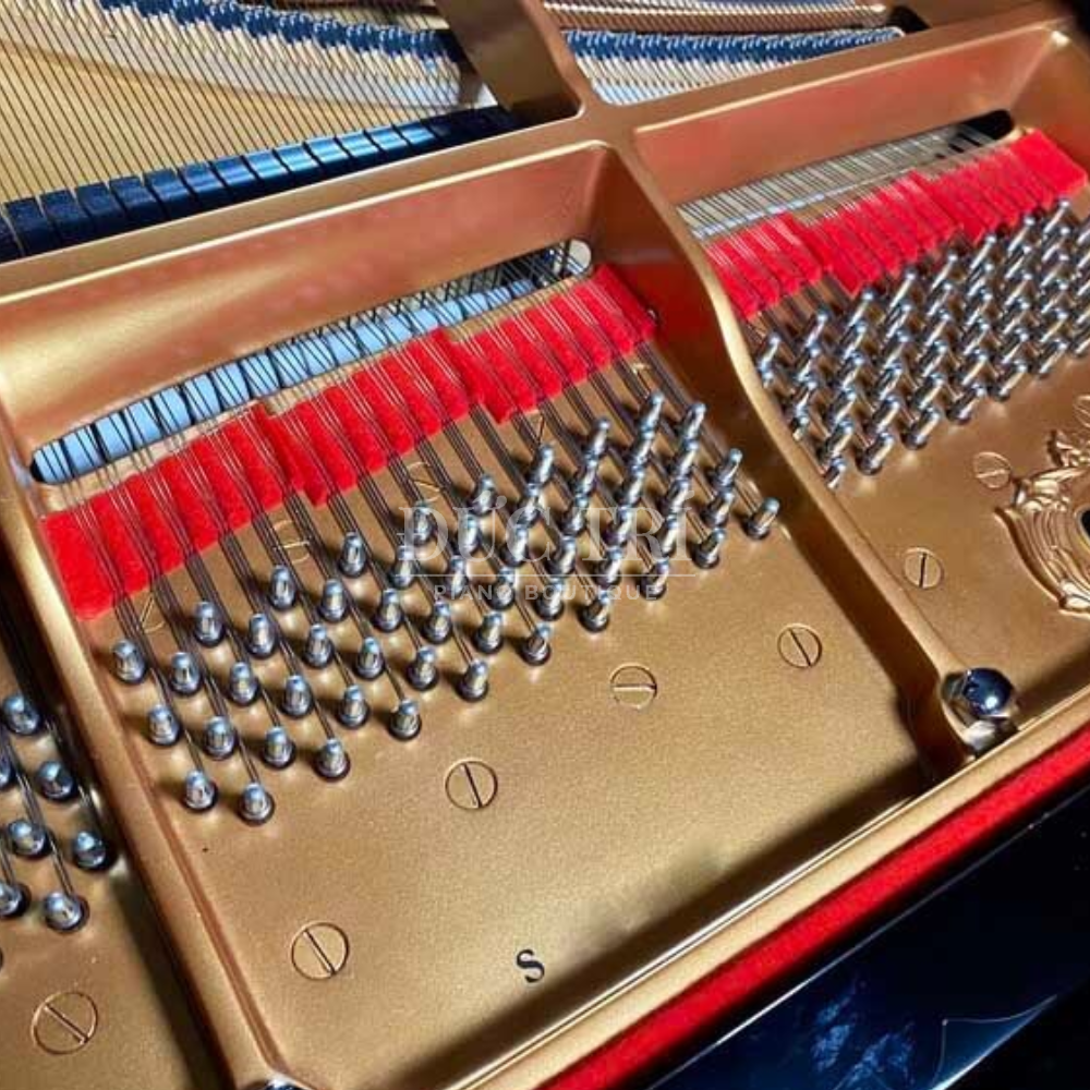 ben trong dan Yamaha CF3III Yamaha CF3III bên trong đàn Yamaha CF3III