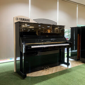Đàn Piano Yamaha Ux