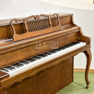 đàn piano yamaha m2c màu walnut