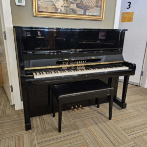 Yamaha U1F nhìn tổng quát