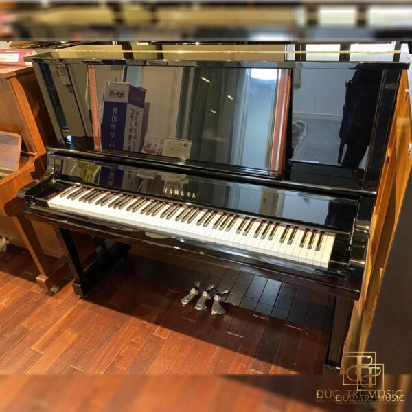 Đàn Piano Yamaha YU5