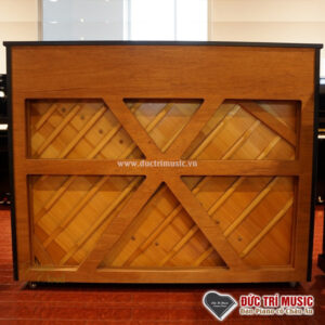 khung chữ x ở lưng đàn piano yamaha ux10a