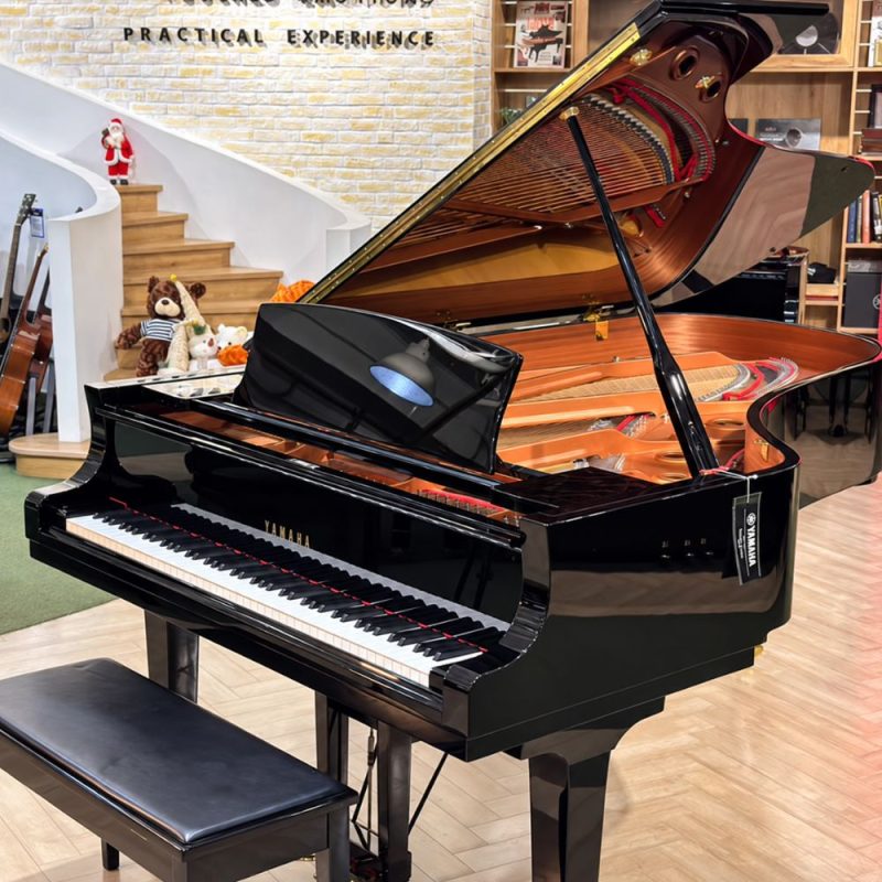 Thiết kế của đàn Yamaha C7X
