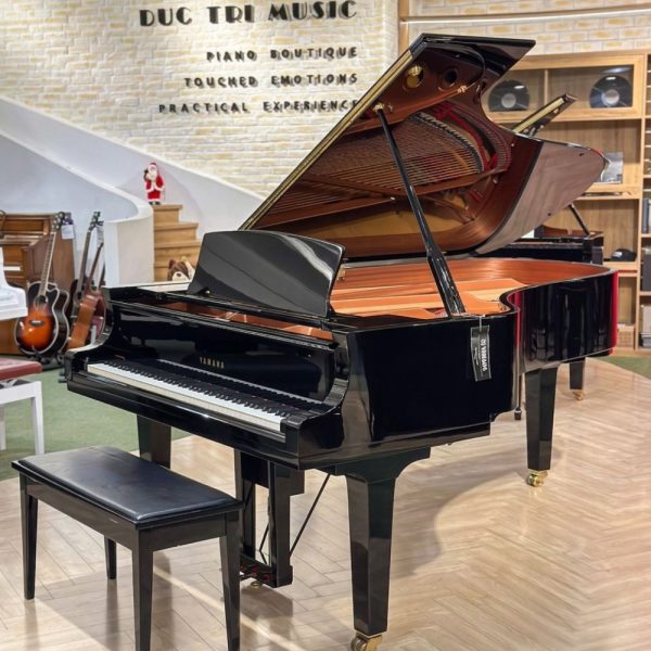 Yamaha C7X