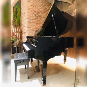 Đàn Piano Yamaha G2E - Cạnh phải đàn