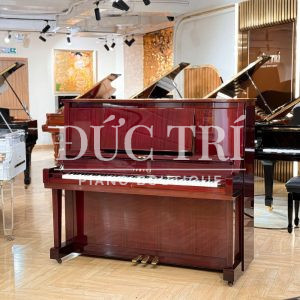 Hình ảnh đàn Yamaha W102BS đang được trưng bày tại Đức Trí Piano Boutique