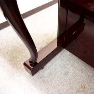 Đàn Piano Yamaha U30BiC - Chân đàn