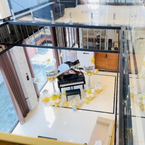 Đàn Piano Yamaha GB1K - Góc trên cao