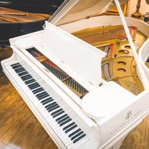 Khung gang Steinway O-180 PWH tại Piano Đức Trí