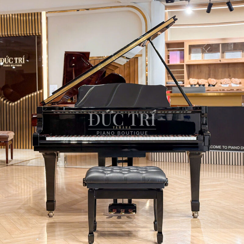 Đàn Piano Yamaha C1L