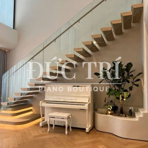 Đức Trí Piano Boutique bàn giao đàn Yamaha MX200MR