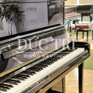 Phím đàn trên đàn Yamaha U10A