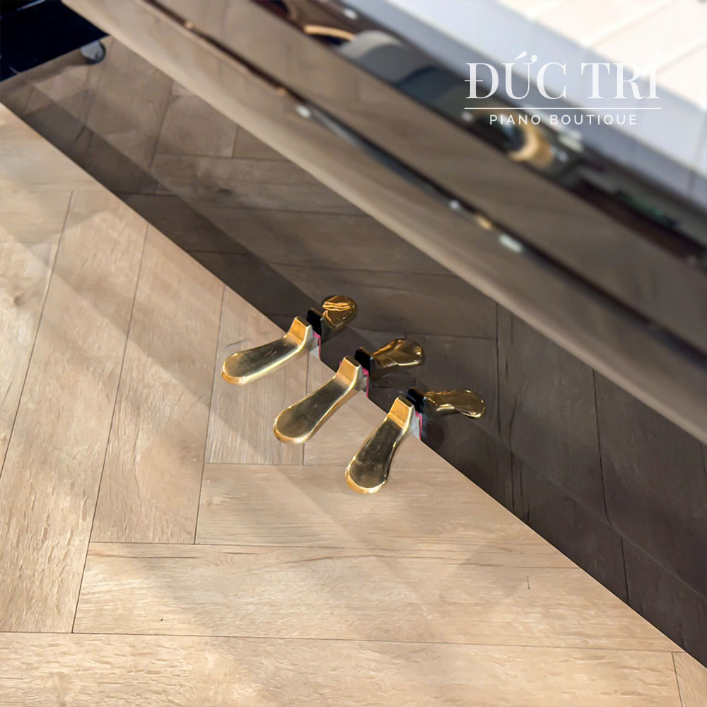 Yamaha U3G 15 Yamaha U3G sở hữu hệ thống 3 pedal tiêu chuẩn