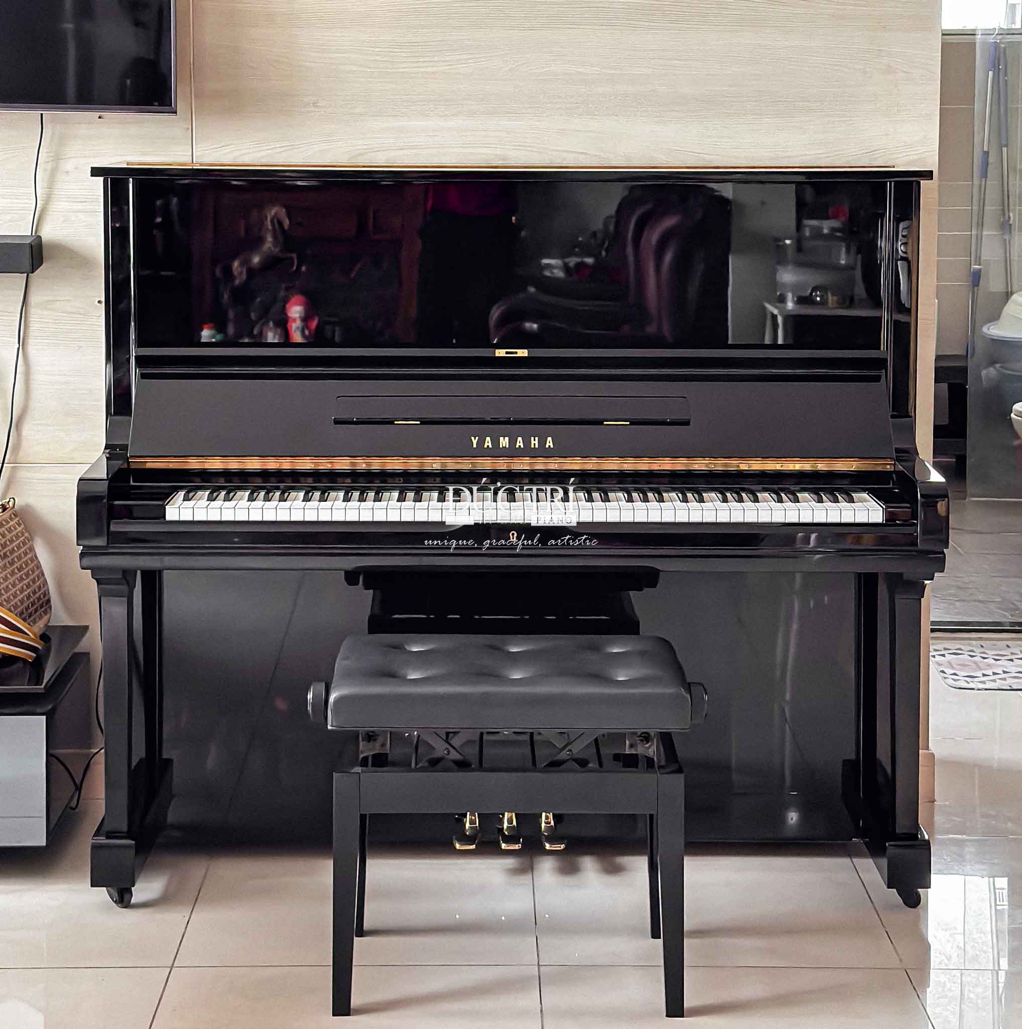 Yamaha U3E - Đàn Piano cho người mới học