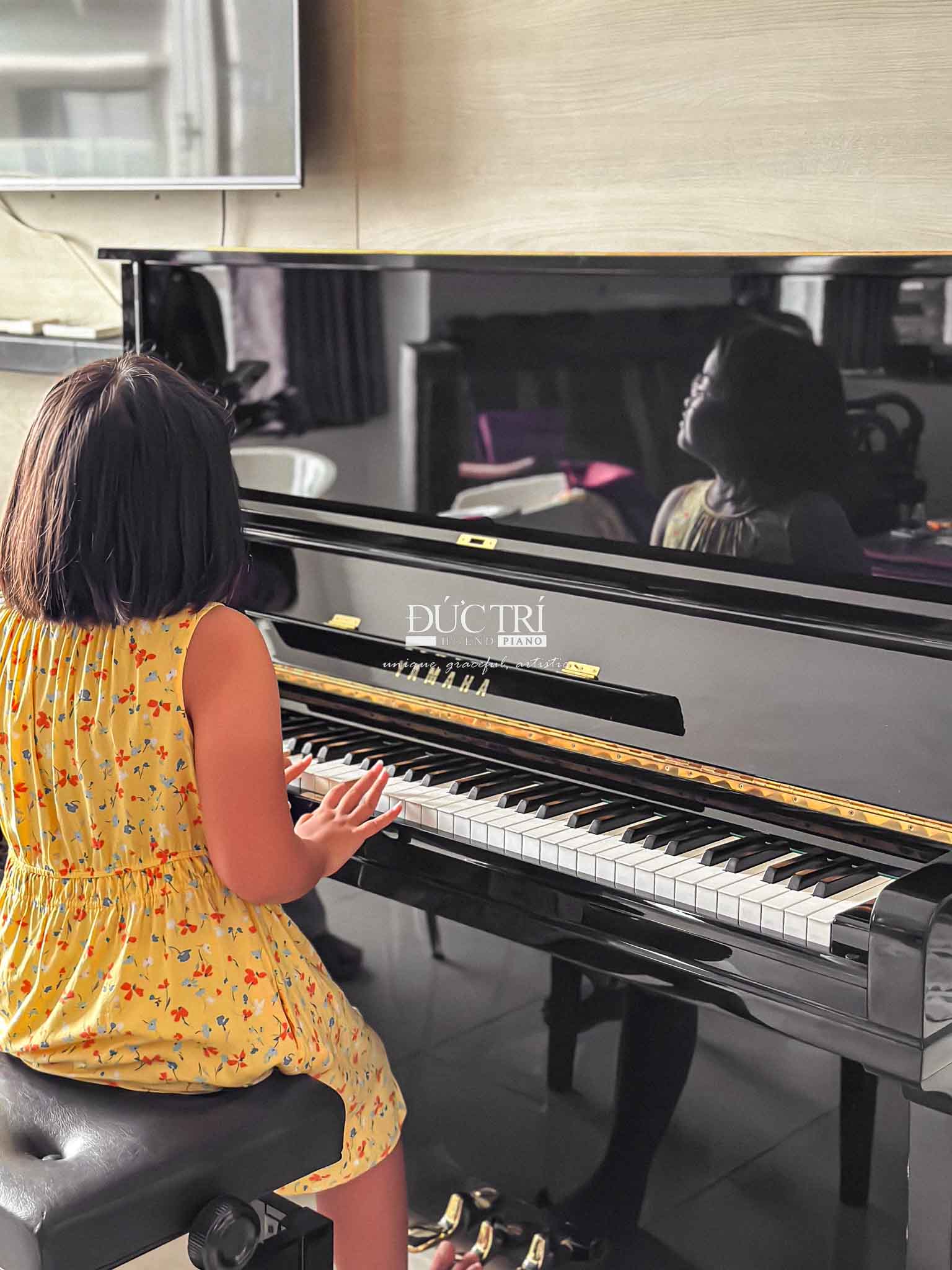 Đàn Piano yamaha U3E - sản phẩm cho người mới học piano