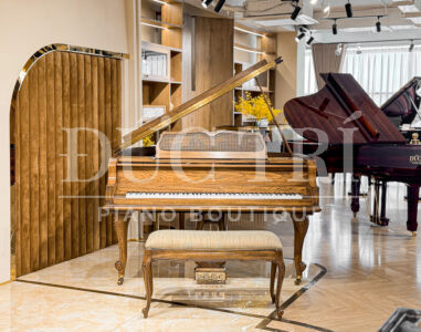 Grand Piano Kimball Louis XV tại Đức Trí Piano Boutique