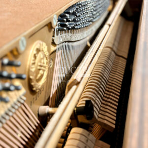 Búa Đàn piano Yamaha M2H