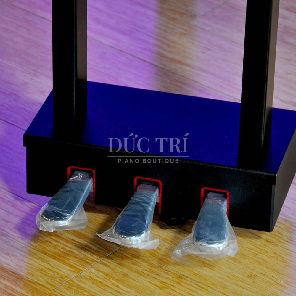 Pedal tren dan Yamaha CLP 765GP Yamaha CLP-765GP Pedal trên đàn Yamaha CLP-765GP