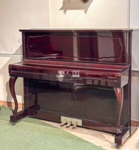 Đàn Piano Rolex KR22 màu gỗ chân cong