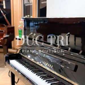 Phím đàn trên đàn Yamaha U10Bl