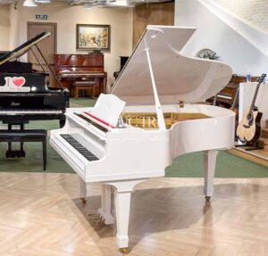 Đàn Grand Piano Yamaha G3 trắng xinh đẹp lung linh