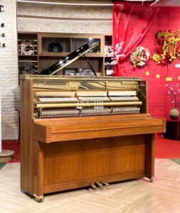 Máy Đàn Piano Yamaha W109B