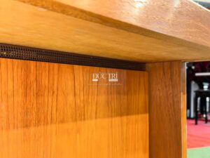 Đàn Piano Yamaha W109B màu gỗ óc chó cao cấp