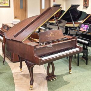 thiết kế cổ điển của đàn piano atlas special toshiko