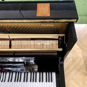 Đàn Piano Kawai KU3D actions