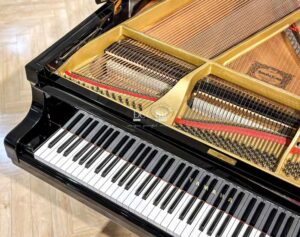 Đàn Piano Yamaha G5 khung đàn chất lượng cao