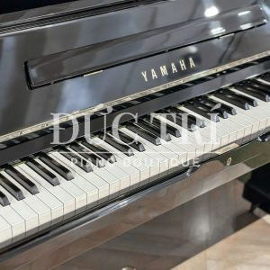 Phím đàn trên đàn Yamaha U2G