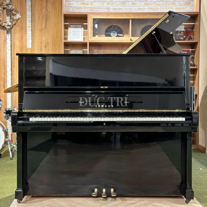 Yamaha U2G được trưng bày tại Đức Trí Piano Boutique