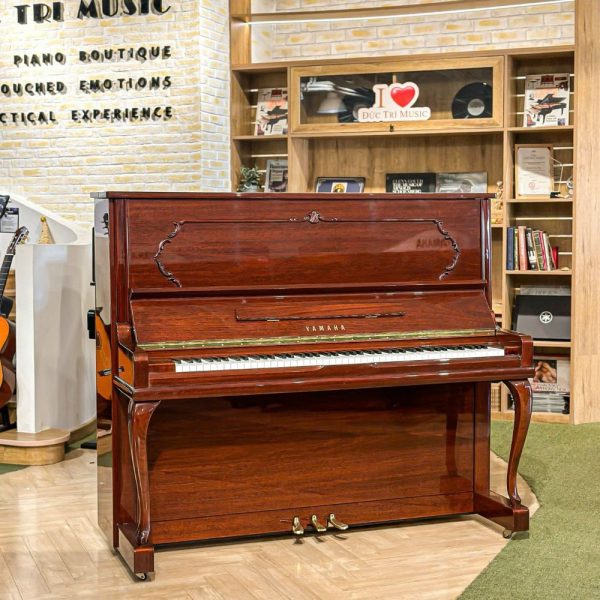 Đàn Yamaha U300mhc tại Đức Trí Piano Boutique