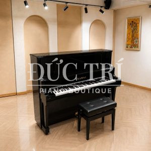 Đàn piano upright Kawai K600 với góc nhìn từ trên cao