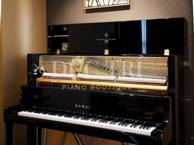 Hình ảnh phím đàn và bộ máy đàn trên đàn kawai K700