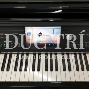Màng hình trên đàn Yamaha CVP-709GP