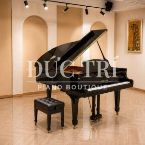 Đàn Yamaha G3A đặt trong showroom Đức Trí