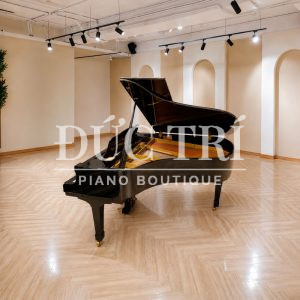 Đàn piano cơ Yamaha G3A đen bóng sang trọng