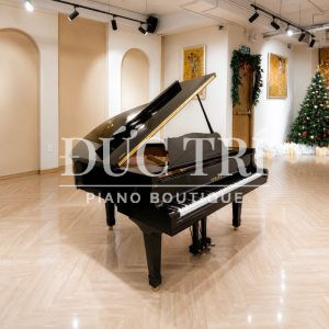 Góc nghiêng đàn Yamaha G3A trưng bày tại showroom Đức Trí