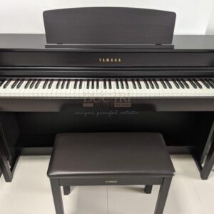 Yamaha CLP-745 được trưng bày tại Showroom của Piano Đức Trí