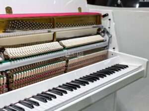 Vật liệu làm đàn Yamaha JU109