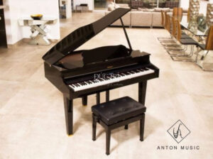Roland GP-607 là một cây baby Grand Piano điện tử, phù hợp cho các không gian sống nhỏ gọn