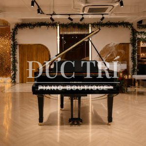 Đàn Yamaha G5 được trưng bày tại Đức Trí Piano Boutique