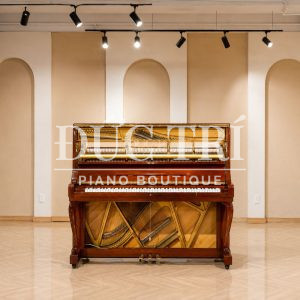 Đàn piano Yamaha W106 mở nắp khoe bộ máy đàn