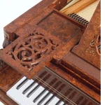 Giá đặt bản nhạc trên Bösendorfer Vienna 214VC sử dụng venners Burl wood