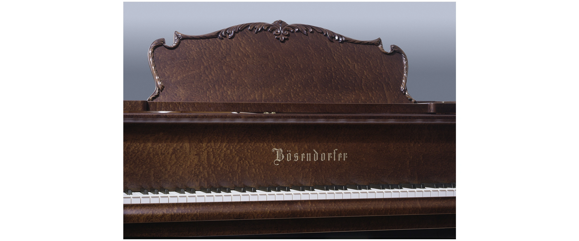 Giá nhạc được cánh điệu Bösendorfer Louis XVI 280VC