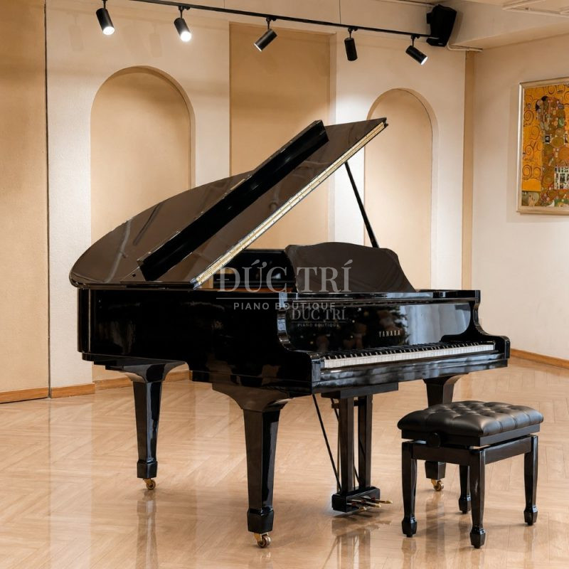 Góc nghiêng của đàn Yamaha C1